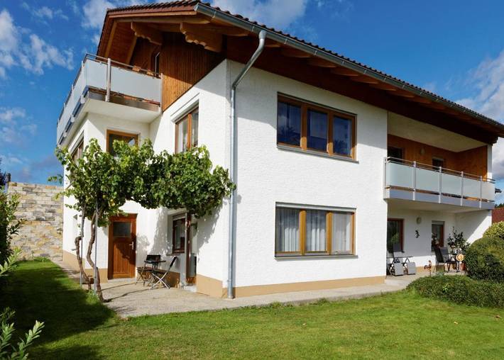 Ferienwohnung für 4 Personen, mit Ausblick und Garten in Thurmansbang