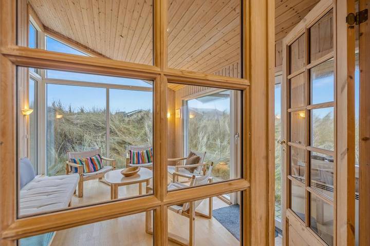 Dune house near the beach with sauna and annexe in Blavand, Varde Region