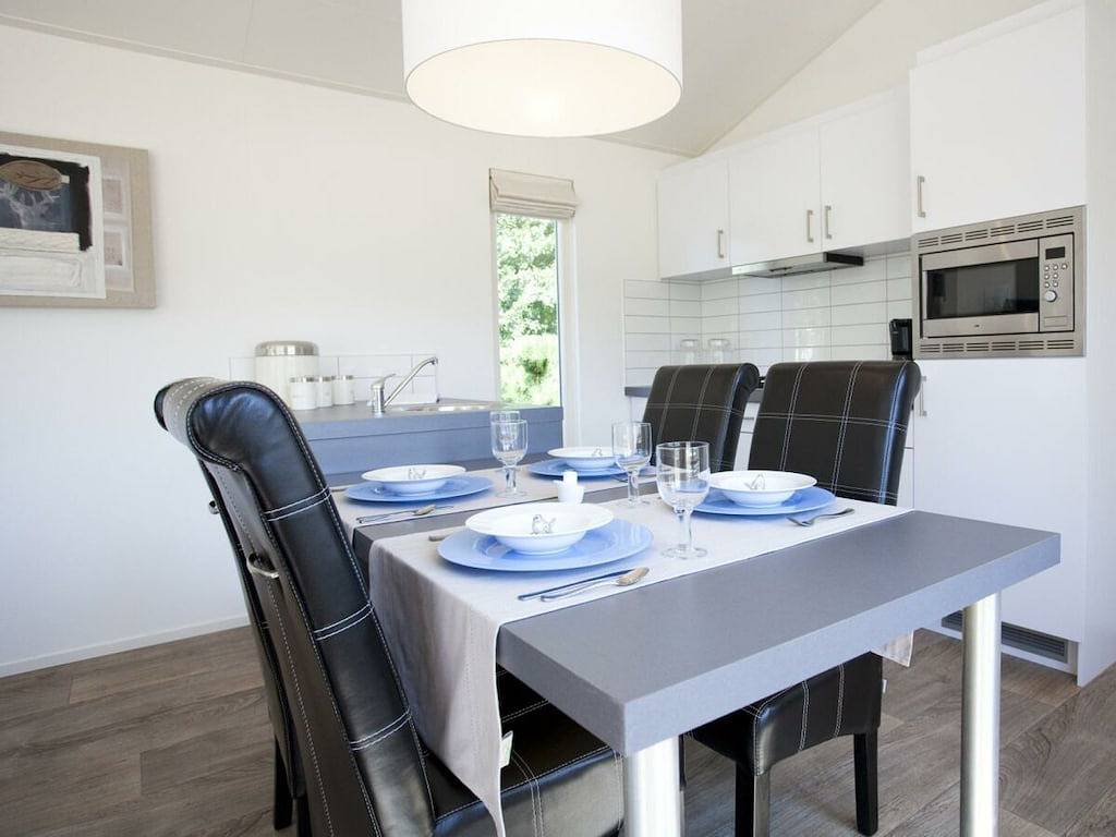 Ferienhaus in Velsen-zuid mit Terrasse in Velsen-Zuid, Niederländische Nordsee