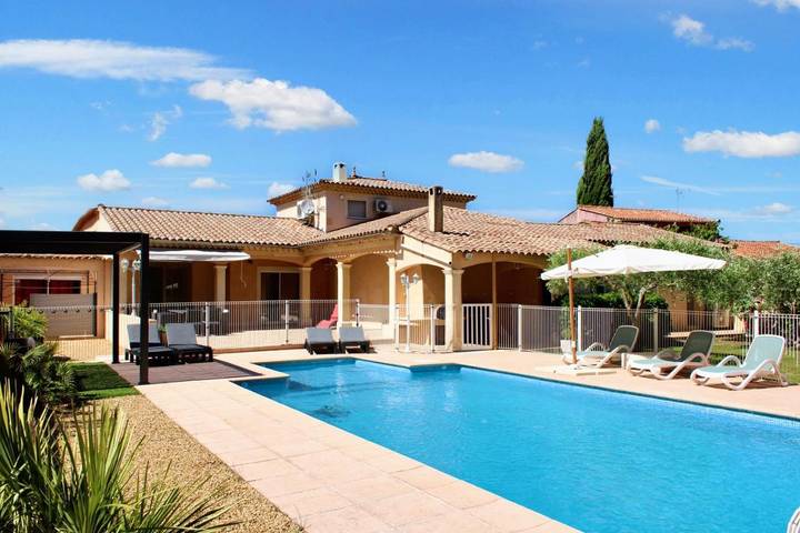 Maison de vacances pour 8 personnes, avec piscine, animaux acceptés