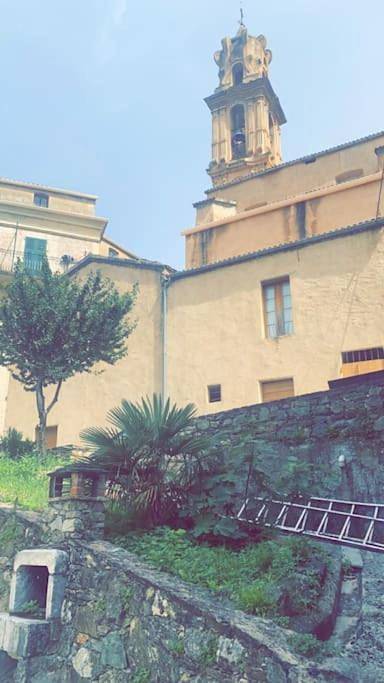 Appartement entier, One-Bedroom Apartment in Omessa, Arrondissement de Corte