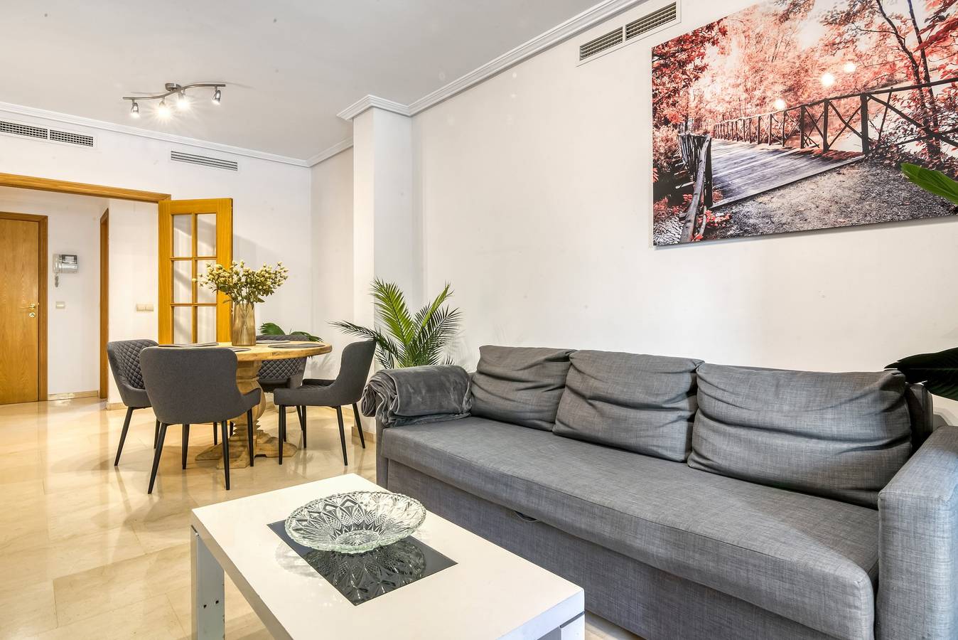 Appartement entier, Appartement 'Solmar Javea' avec terrasse privée, Wi-Fi et climatisation in Jávea, Costa Blanca