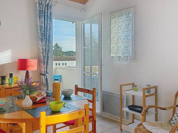 Gîte pour 4 personnes, avec terrasse dans La Remigeasse - 2