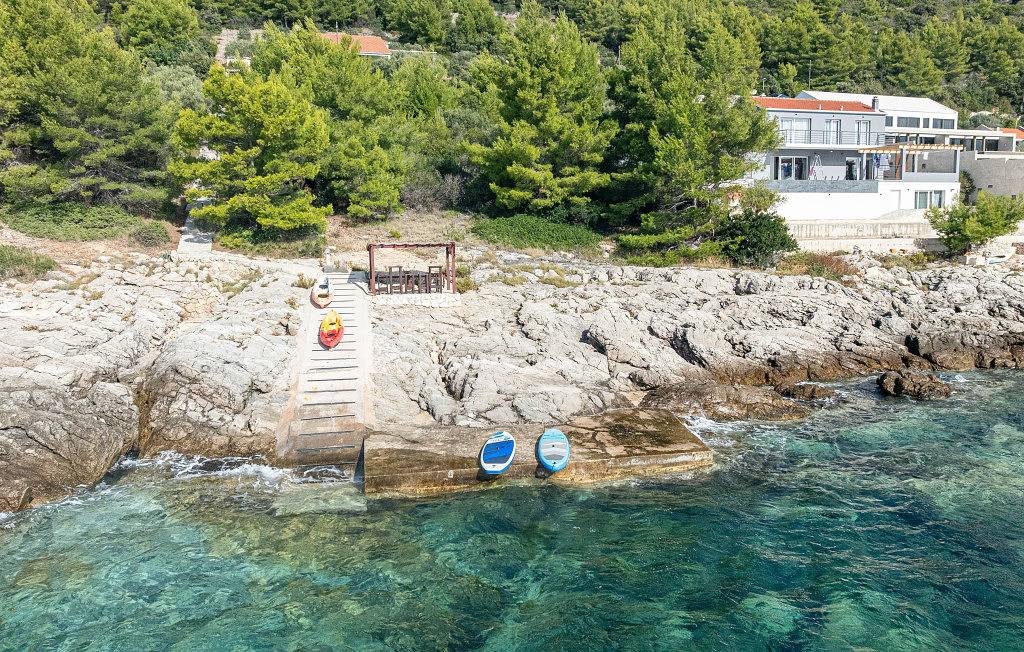 Ganze Wohnung, Apartman Mario with pool by Villas Guide in Blato, Korcula