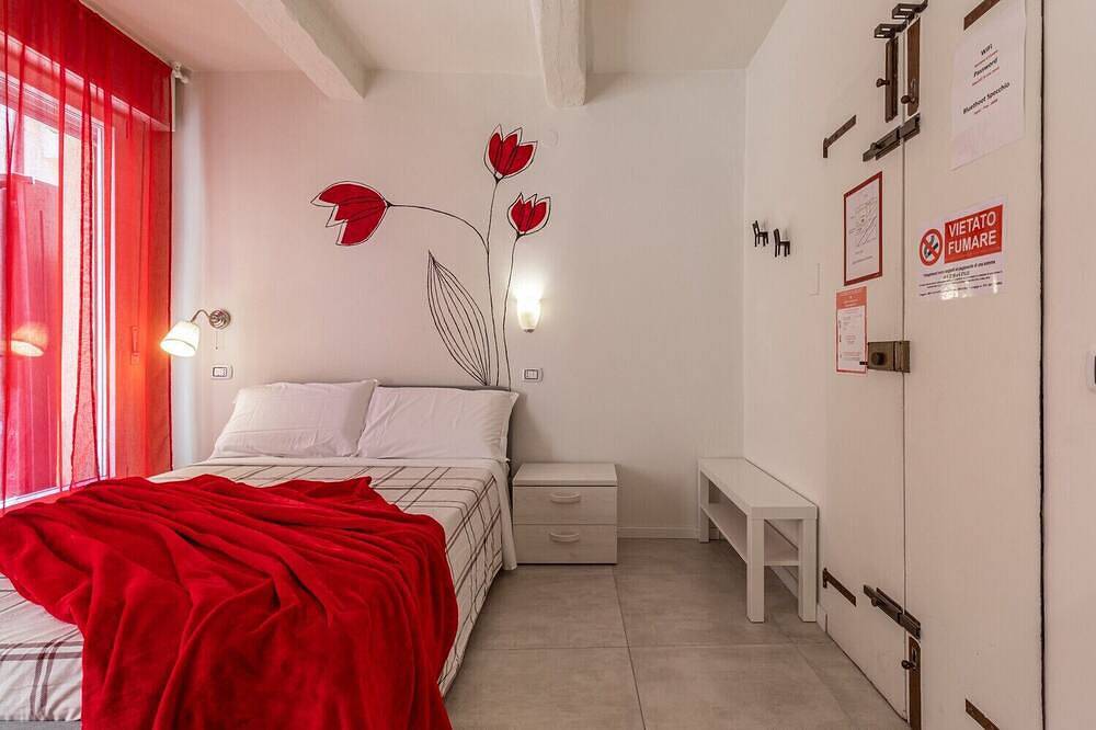 Entire apartment, Suite Modena al Centro - Affitti Brevi Italia in Modena, Modena Province