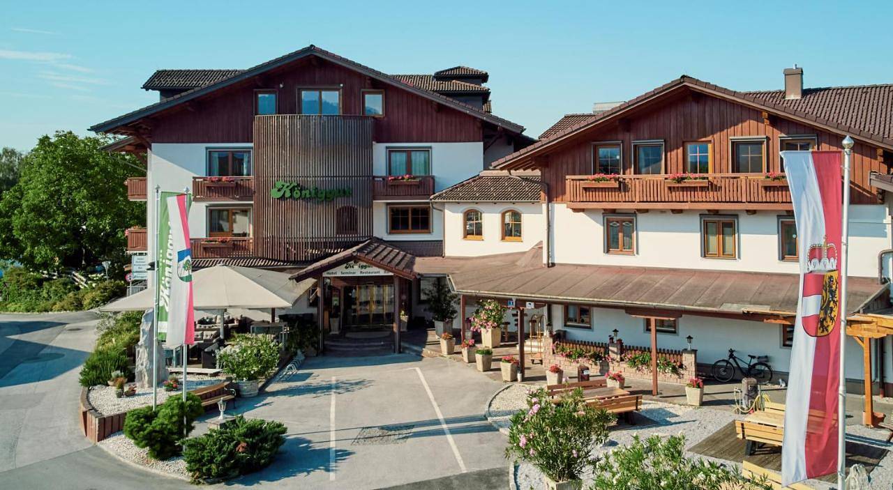 Superior Deluxe Double or Twin Room in Wals-Siezenheim, Bezirk Salzburg-Umgebung