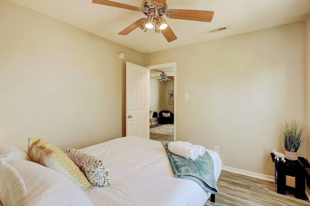 5 Mins to Ruoff+Dog Friendly+Fenced yard+Fast Wifi in Noblesville, Hamilton County