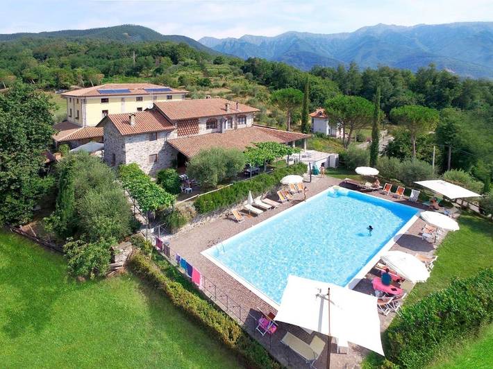 Alloggio in famiglia per 2 persone, con giardino e piscina - 1