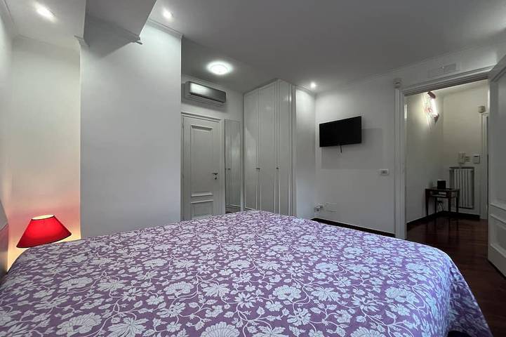 Relaxation at the Gates of Rome, with private pool. in Frascati, Parco Regionale dei Castelli Romani