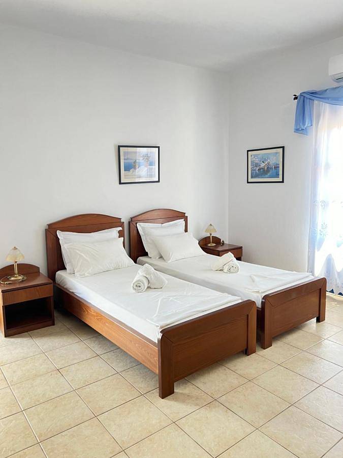 Aegean Star Hotel in Folégandros