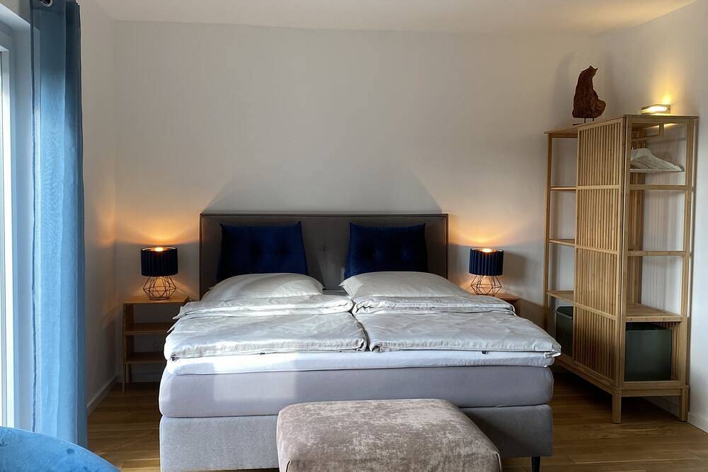Ganze Wohnung, Modern apartment with terrace right in the beautiful old town in Dömitz, Ludwigslust-Parchim