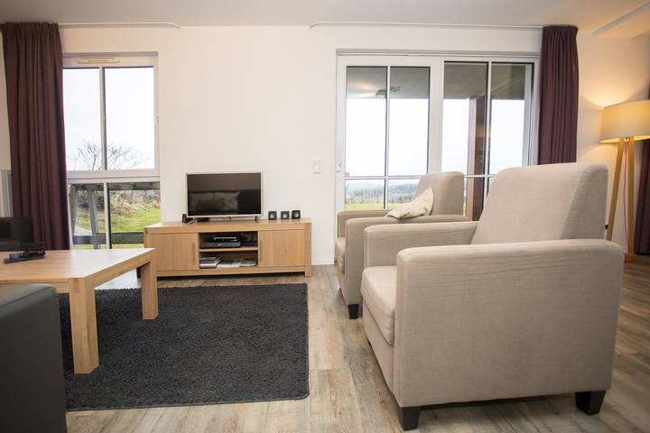 Ferienhaus für 8 Personen, mit Terrasse und Balkon/Terrasse sowie Sauna in Winterberg - 4