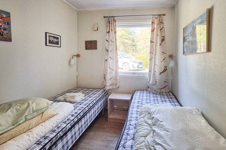 4 bedroom awesome home in Fusa in Fusa