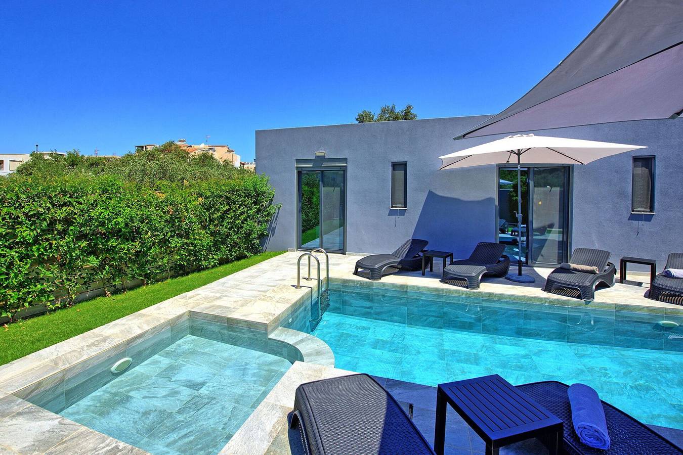 Villa für 10 Personen mit Pool in Agia Marina, Chania und Umgebung
