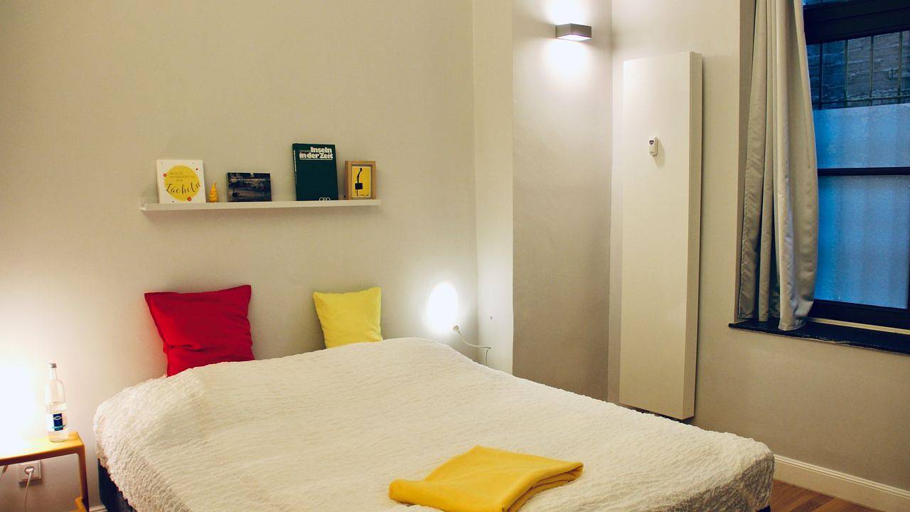 Ganze Ferienwohnung, Ferienwohnung für 3 Personen (34 m²) in Köln in Köln, Rheinland