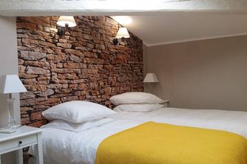 Appartement De Vacances pour 4 Personnes dans Uzès, Région de Nîmes, Photo 3