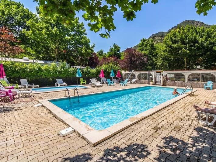 Camping para 4 personas, con piscina para niños en Pirineos franceses