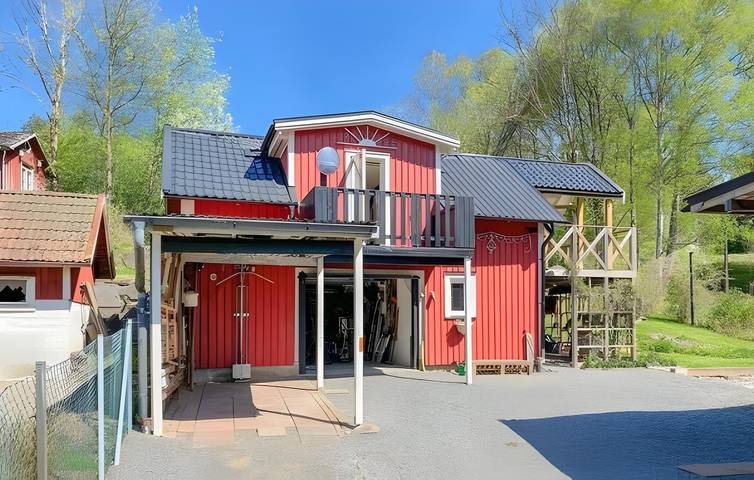 Ferienhaus für 4 Personen, mit Terrasse und Garten