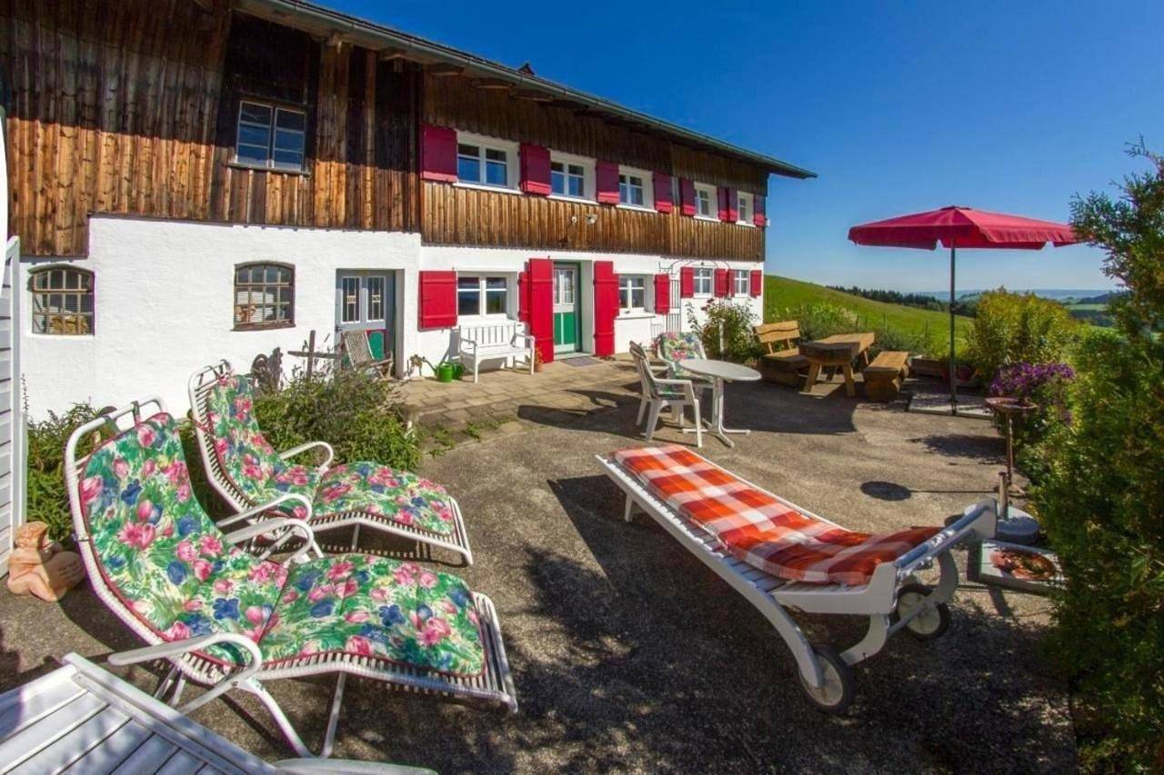 5-Sterne-Bauernhaus mit Verwöhnprogramm auf 1000 m, Panoramalage, gr Sonnenterrasse Ausgezeichnet in Buchenberg, Bayerisch Schwaben