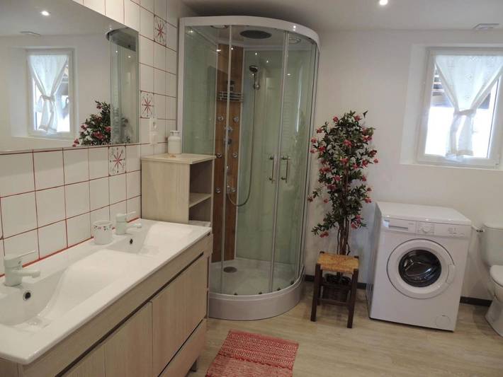 Maison d’hôte pour 3 personnes, avec Terrasse et Jardin ainsi que Piscine et Vue à Saumur - 2