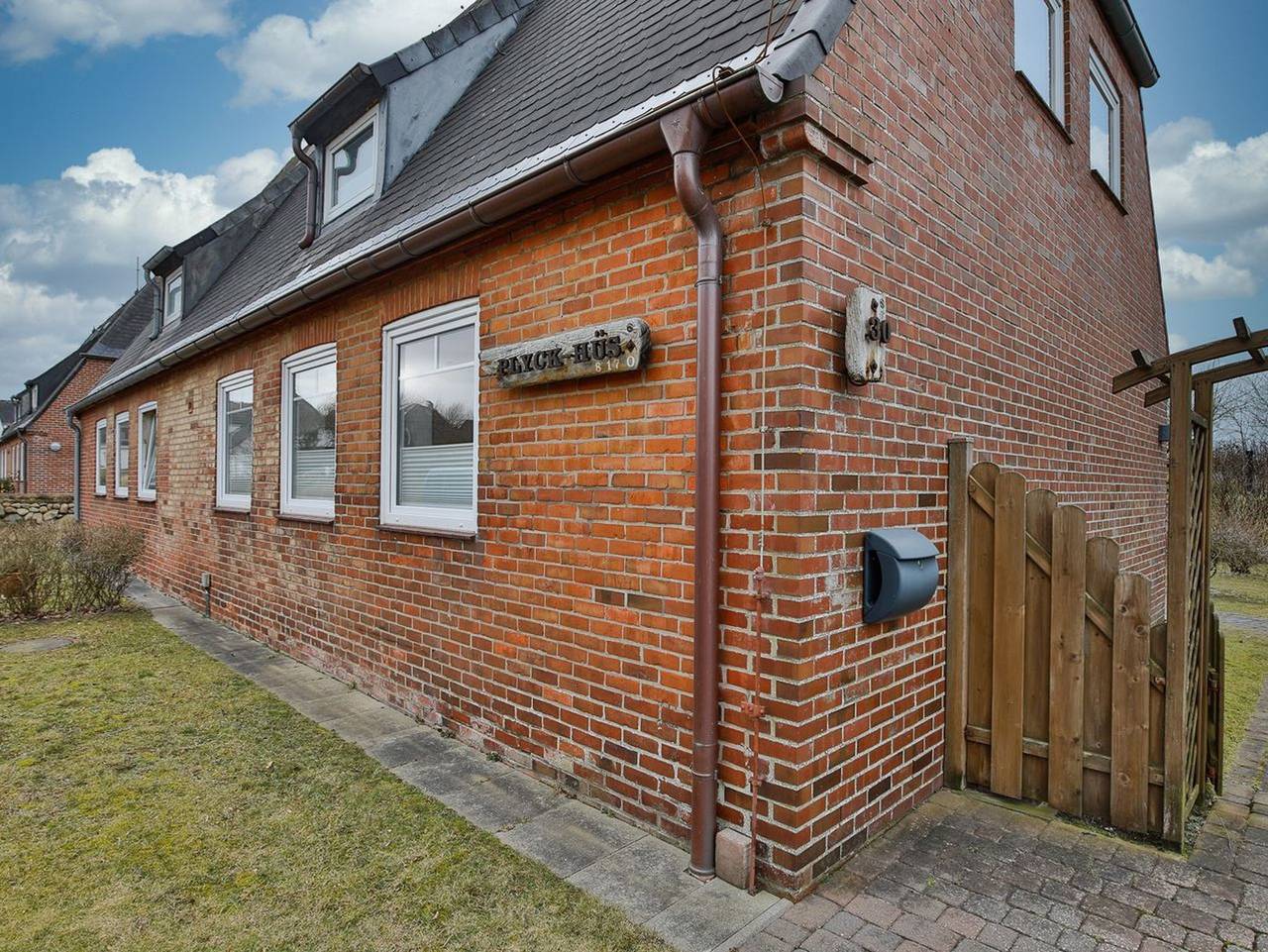 Plyck-Hüs - Tolles Ferienhaus mit umzäuntem Garten in strandnaher Lage von Hörnum. in Hörnum, Sylt