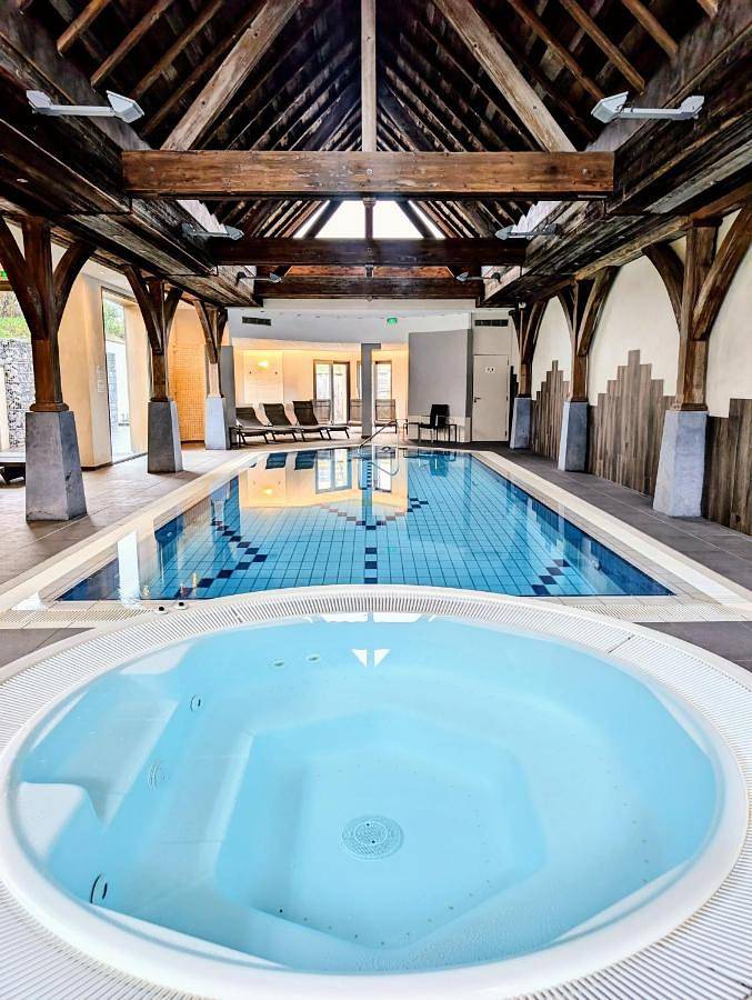 Hôtel pour 4 personnes, avec jardin et sauna ainsi que vue et piscine, animaux acceptés