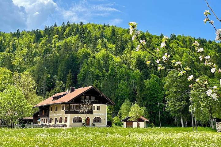 Ferienwohnung für 2 Personen, mit Balkon und Garten in Bayrischzell