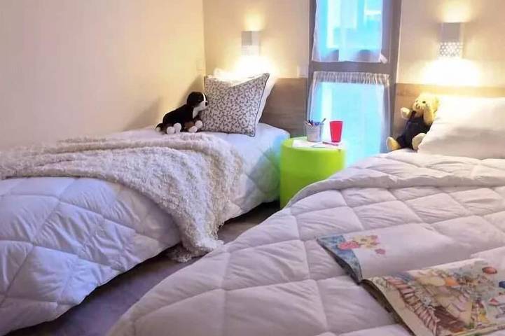 Location de vacances pour 4 personnes, avec terrasse et piscine à Flée - 3