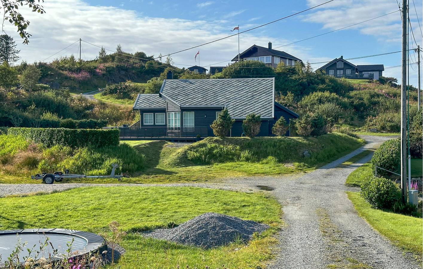 Ferienhaus für 8 Personen mit Terrasse in Radøy