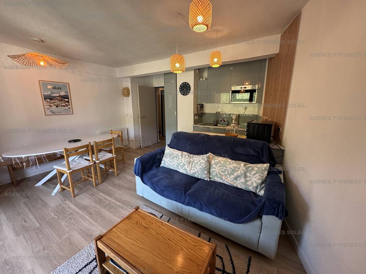 Apartamento entero, Alquiler F2 con Cabina, 46m², a Pie de Pistas, Vista Montaña, Parking Privado, Fibra Wifi in Les Angles, Parque Natural Regional de los Pirineos Catalanes