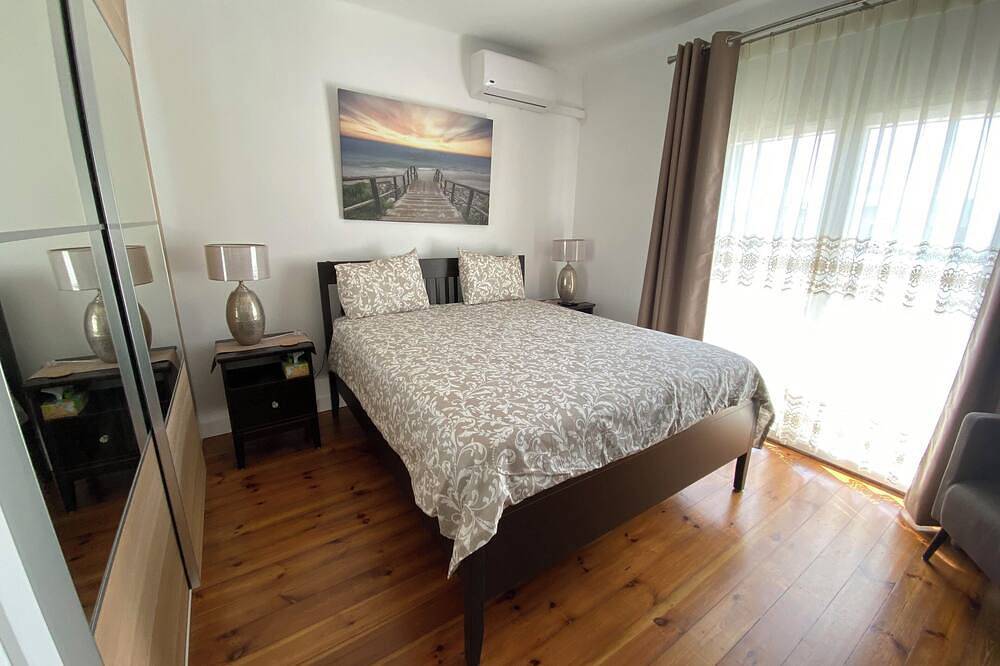 Alvor villa with mountain view. Salt water heatable private pool. in Montes de Alvor, Alvor