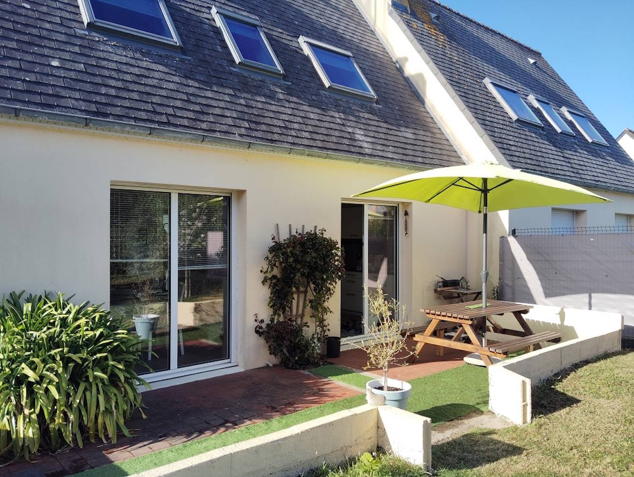 Jolie maison pour 5 avec jardin et terrasse in Treffiagat, Région de Quimper