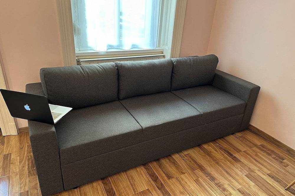 Entire apartment, Fancy Cozy 2 Bdr Downtown Apartment in Budapest, Central Hungary
