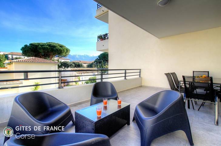 Gîte pour 4 personnes, avec Terrasse et Vue