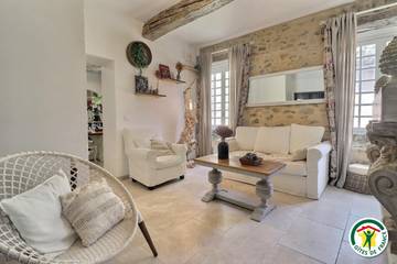 Gîte pour 4 personnes, avec sauna ainsi que jacuzzi et terrasse à Mirabel-aux-Baronnies