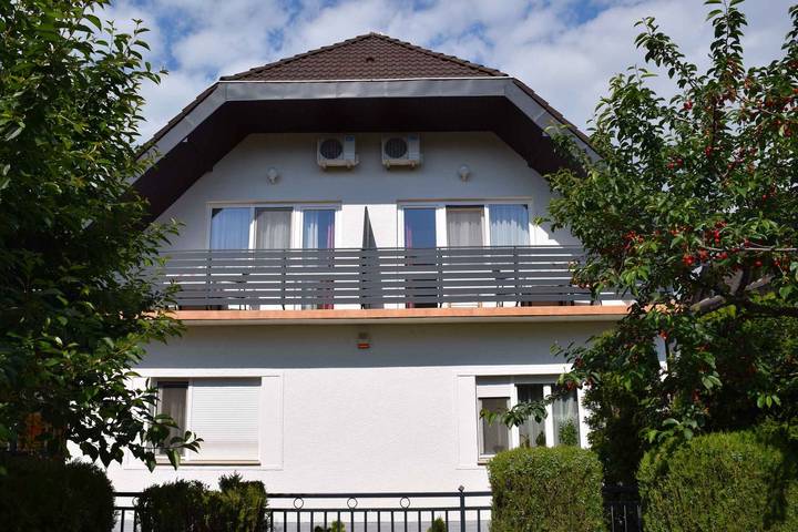 Ganzes Studio, Studio nähe zum Stadtzentrum im Grüngürtel mit Klimaanlage in Siofok, Siófok und Umgebung