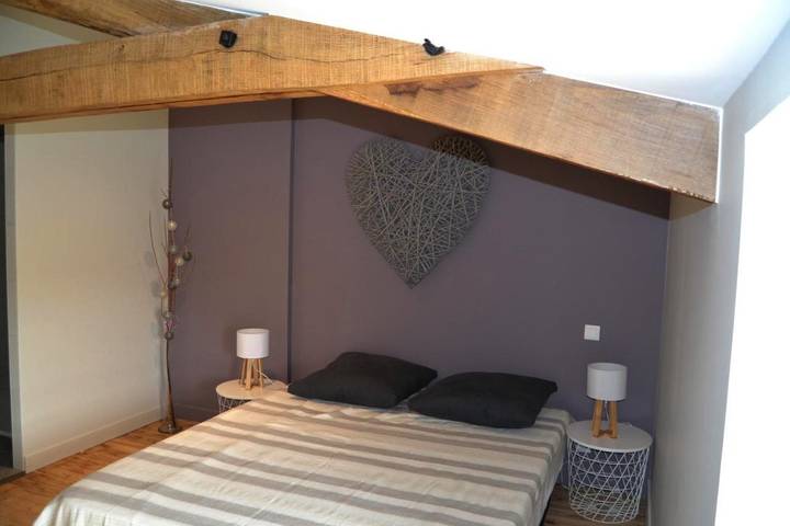 Location de vacances pour 10 personnes, avec terrasse et piscine dans Combrand - 2