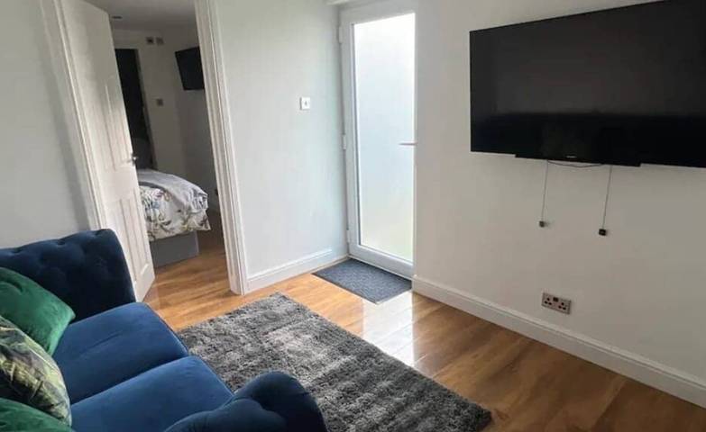 Holiday rental for 2 people, child-friendly in Milton Keynes