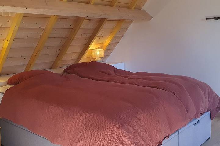 Location de vacances pour 7 personnes, avec terrasse ainsi que jacuzzi et jardin à Rugles - 2