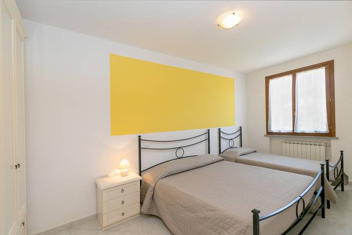 Appartamento intero, Appartamento 'Bilocale Olivastra' con balcone, piscina condivisa & Wi-Fi in Suvereto, Costa degli Etruschi
