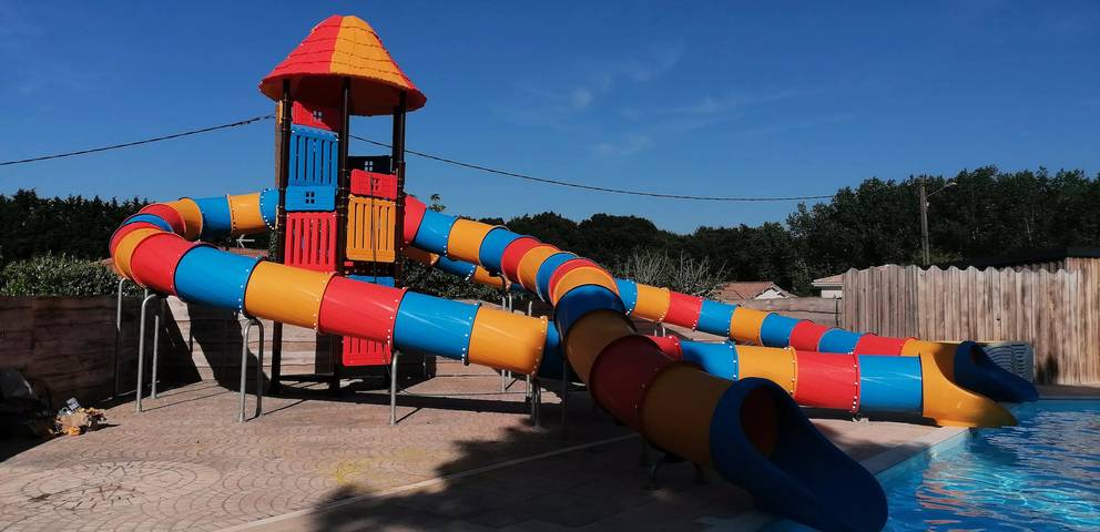 Camping für 4 Personen, mit Sauna und Pool sowie Terrasse, mit Haustier in der Charente-Maritime - 2