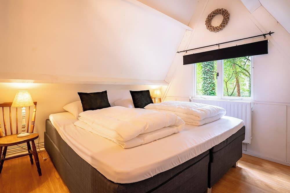 Bungalow 4 persons with terrace in Rekem, Lanaken