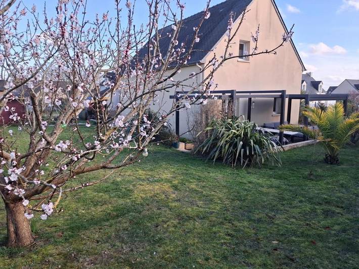 Location de vacances pour 8 personnes, avec jardin et terrasse à Saint-Père-Marc-en-Poulet - 3