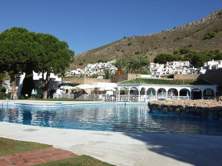 Ferielejlighed for 6 personer, med have og børnepool i Nerja