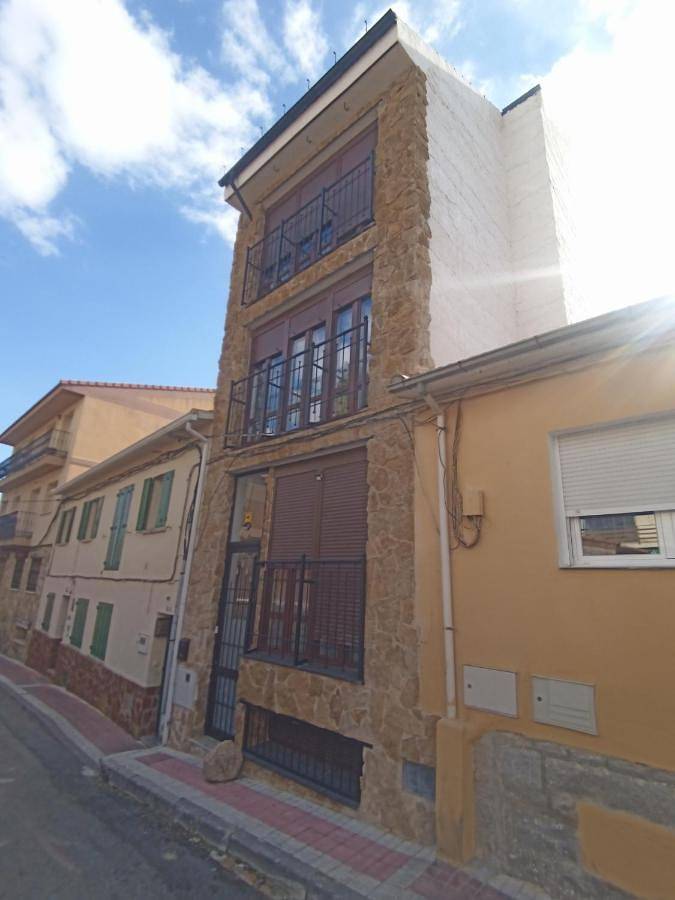 Apartamento entero, One-Bedroom Apartment in Becerril de la Sierra, Área Metropolitana de Madrid
