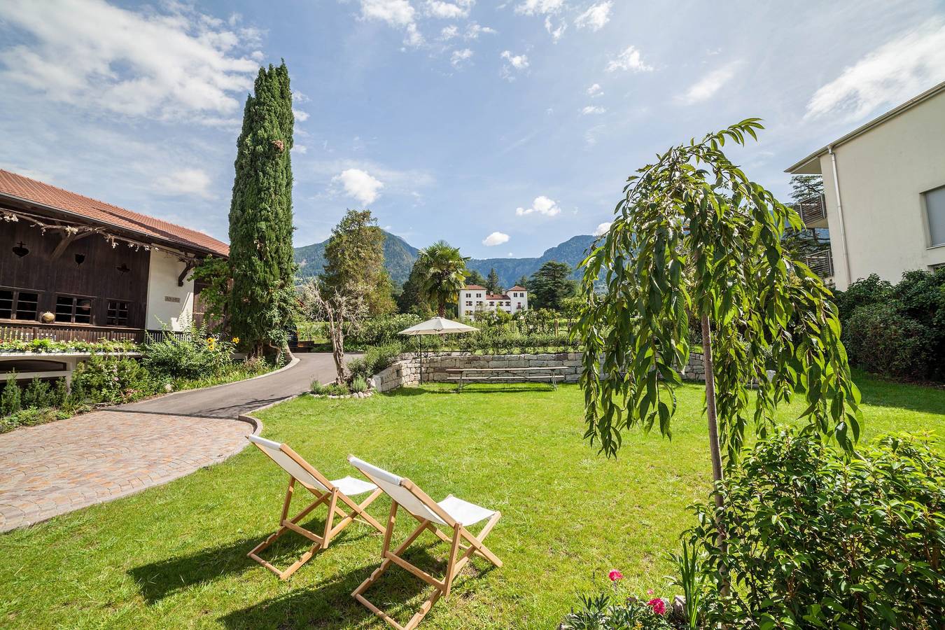 Estudio entero, Apartamento 'Ansitz Layshof 1254' con vistas a la montaña, jardín compartido y Wi-Fi in Merano, Alpes de Sarntal