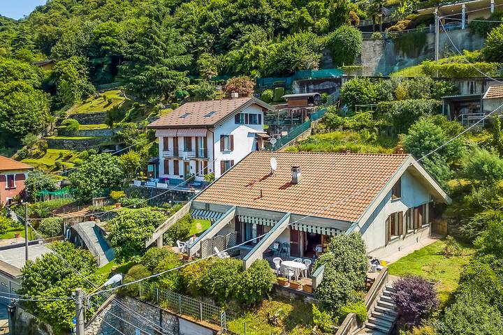 Ferienhaus für 9 Personen, mit Seeblick, kinderfreundlich