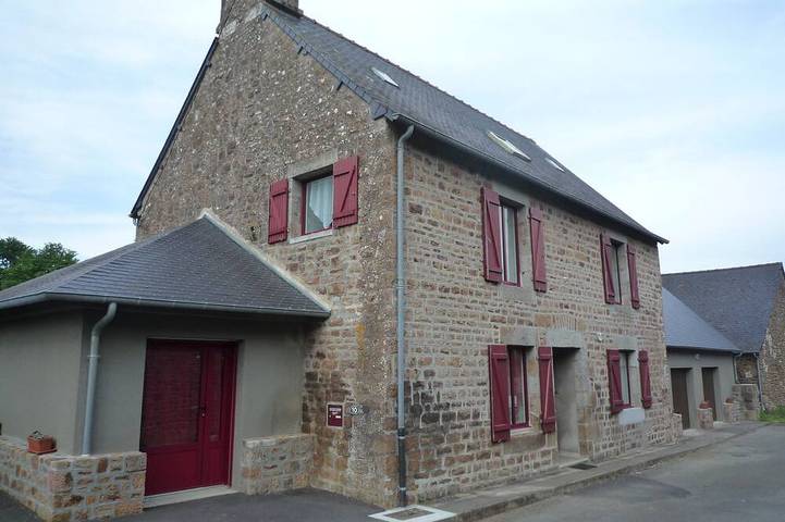 Location de vacances pour 8 personnes, avec jardin et terrasse dans Saint-Marc-sur-Couesnon