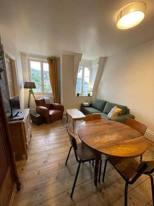 Gîte pour 4 personnes, avec vue dans Les Petites Dalles - 2