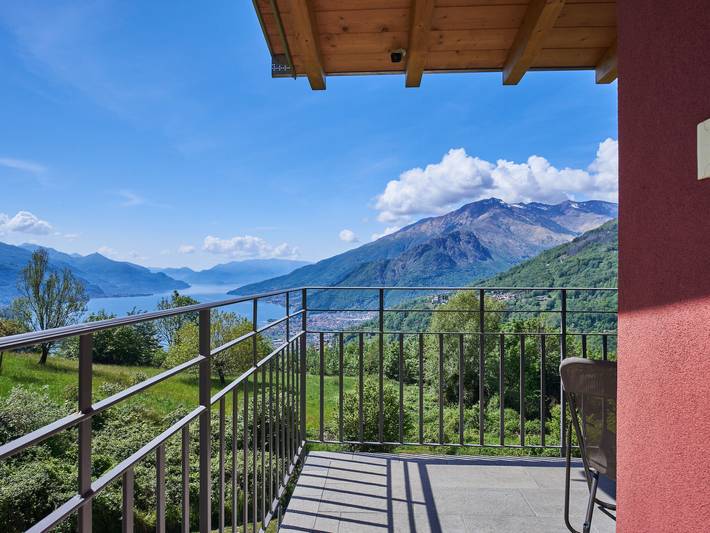 Ferienhaus für 8 Personen, mit Seeblick und Balkon sowie Garten am Comer See - 3
